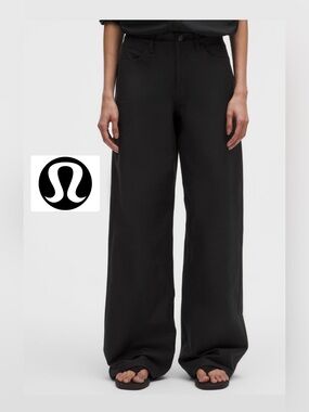 NWT Lululemon Easyfive Low Rise Classic Wide Pant *Regular Length* size 30 $148